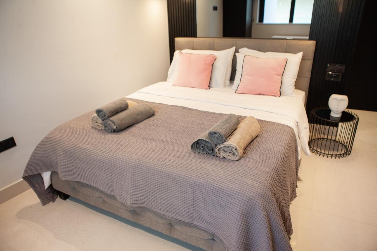 Raam Luxury Suites Larnaca Exteriör bild