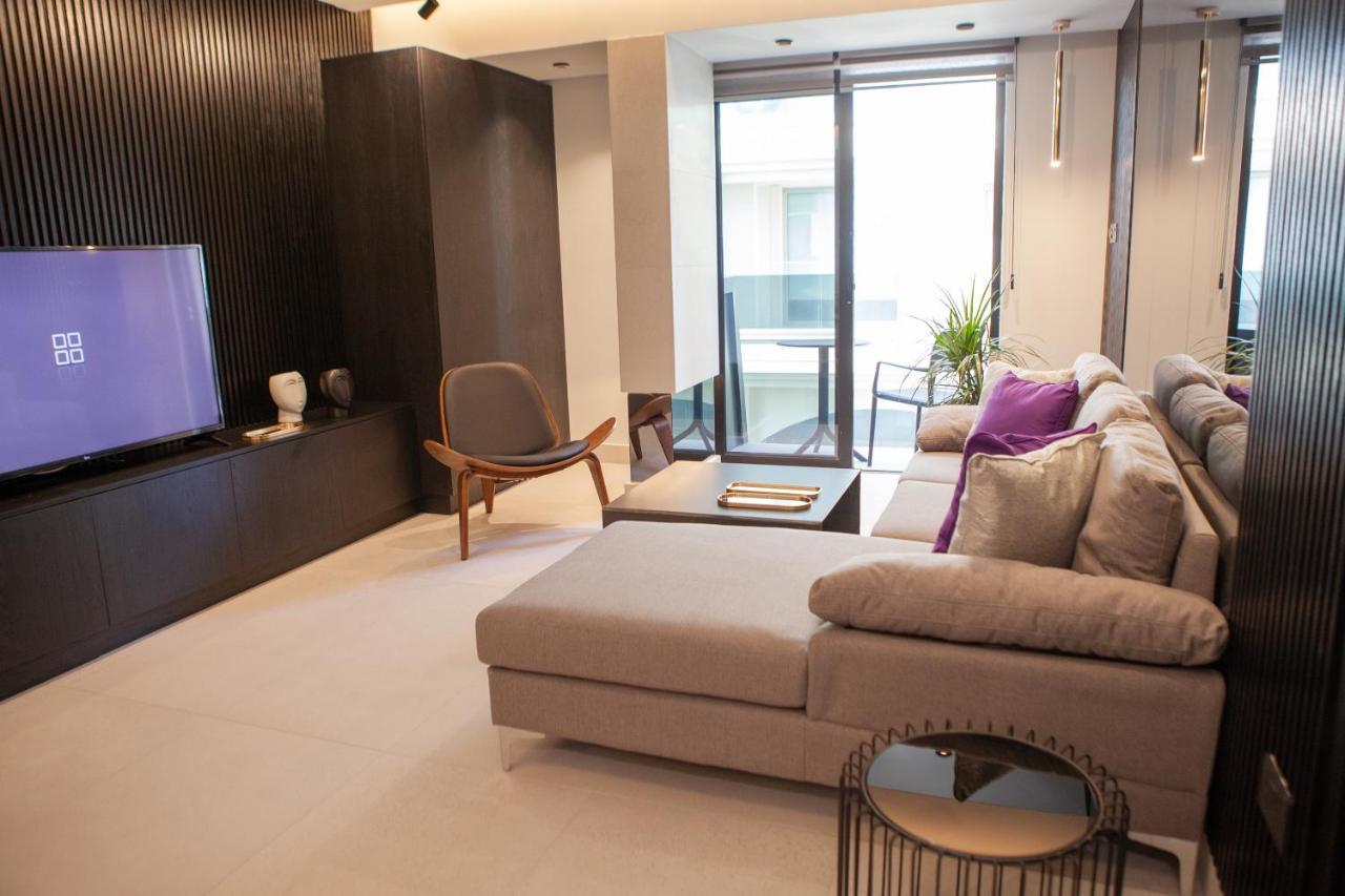 Raam Luxury Suites Larnaca Exteriör bild