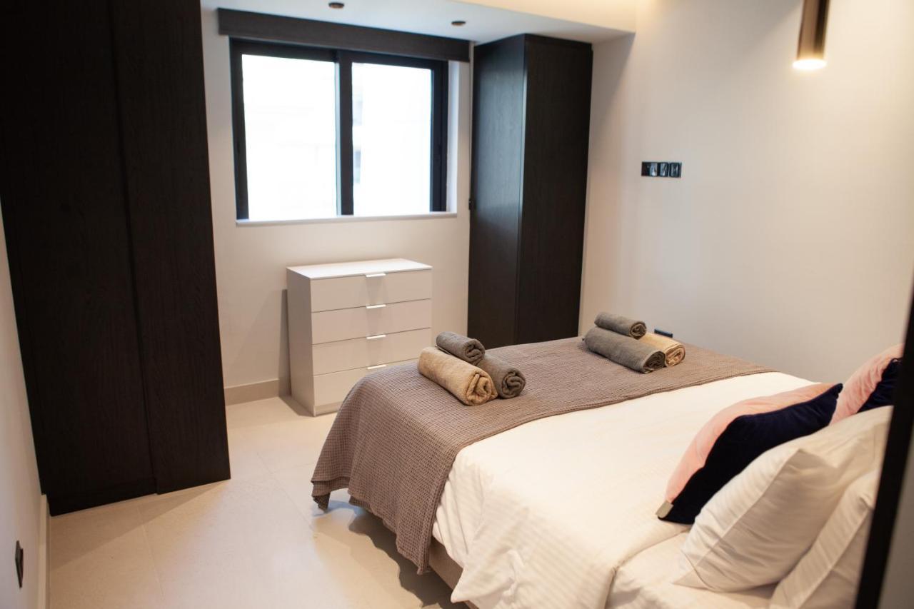 Raam Luxury Suites Larnaca Exteriör bild