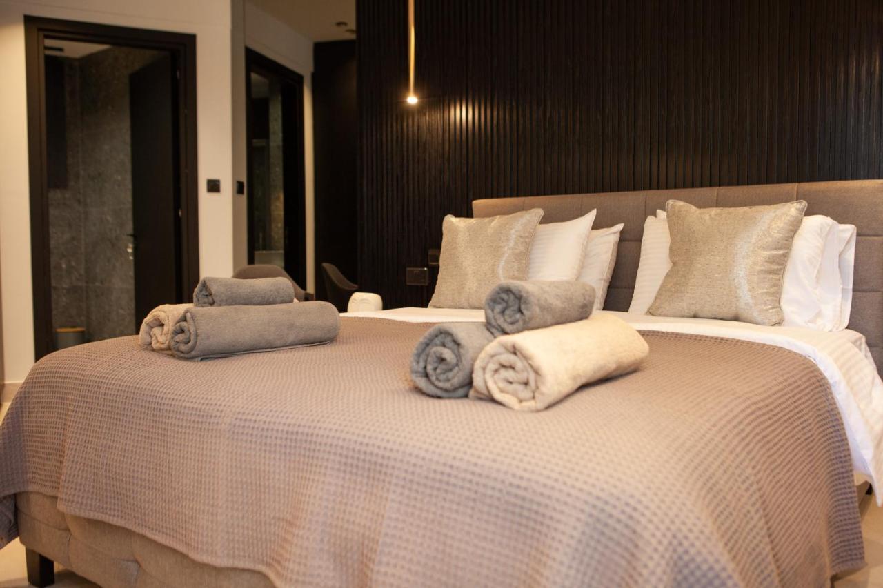 Raam Luxury Suites Larnaca Exteriör bild