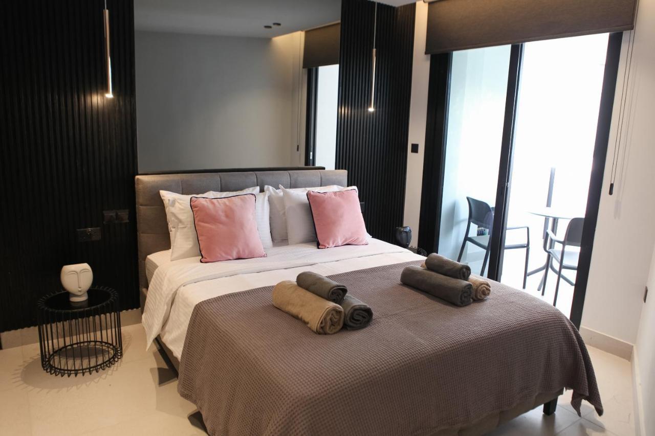 Raam Luxury Suites Larnaca Exteriör bild