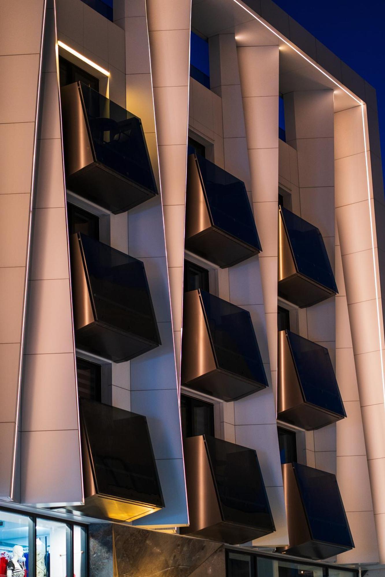 Raam Luxury Suites Larnaca Exteriör bild